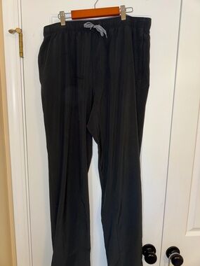 Men's Black Elastic-Waist Drawstring Joggers